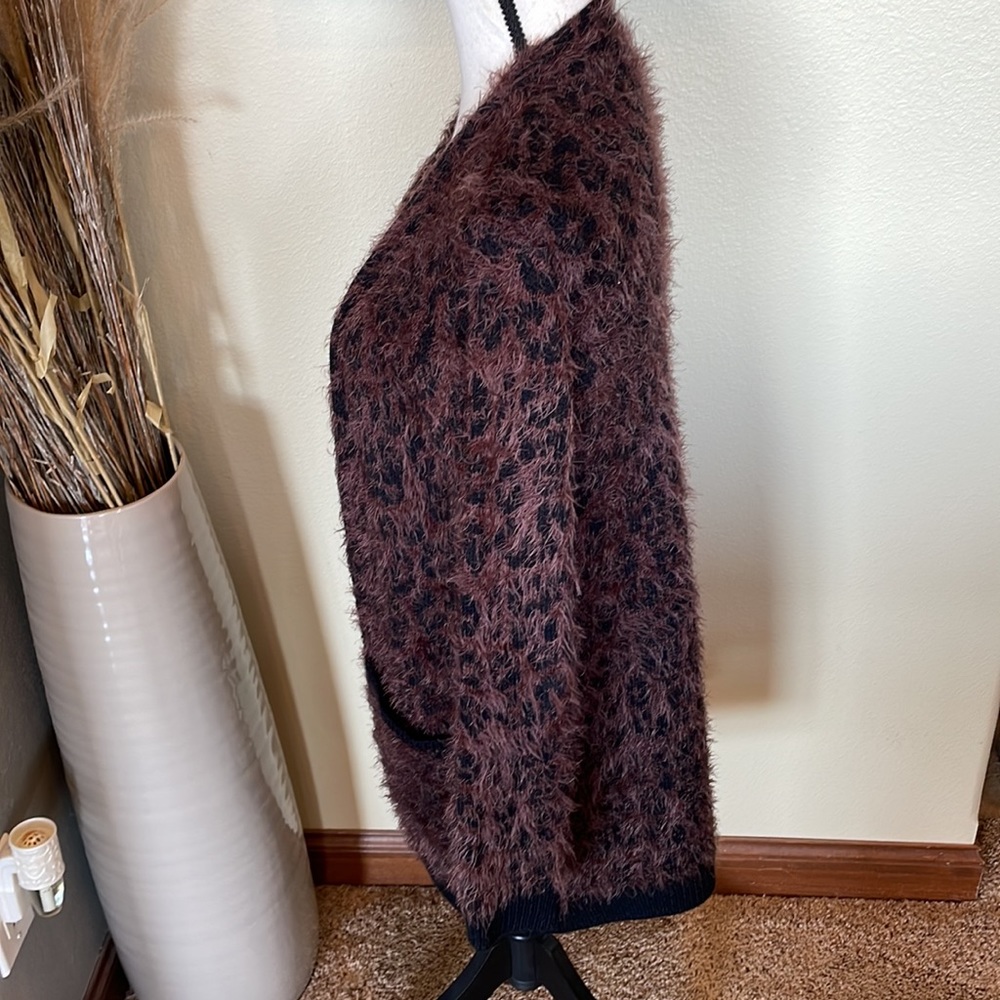 Soft Surroundings Boho Fuzzy Leopard Animal Print… - image 5